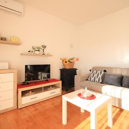 Apartments Ana Petrčane Extérieur photo