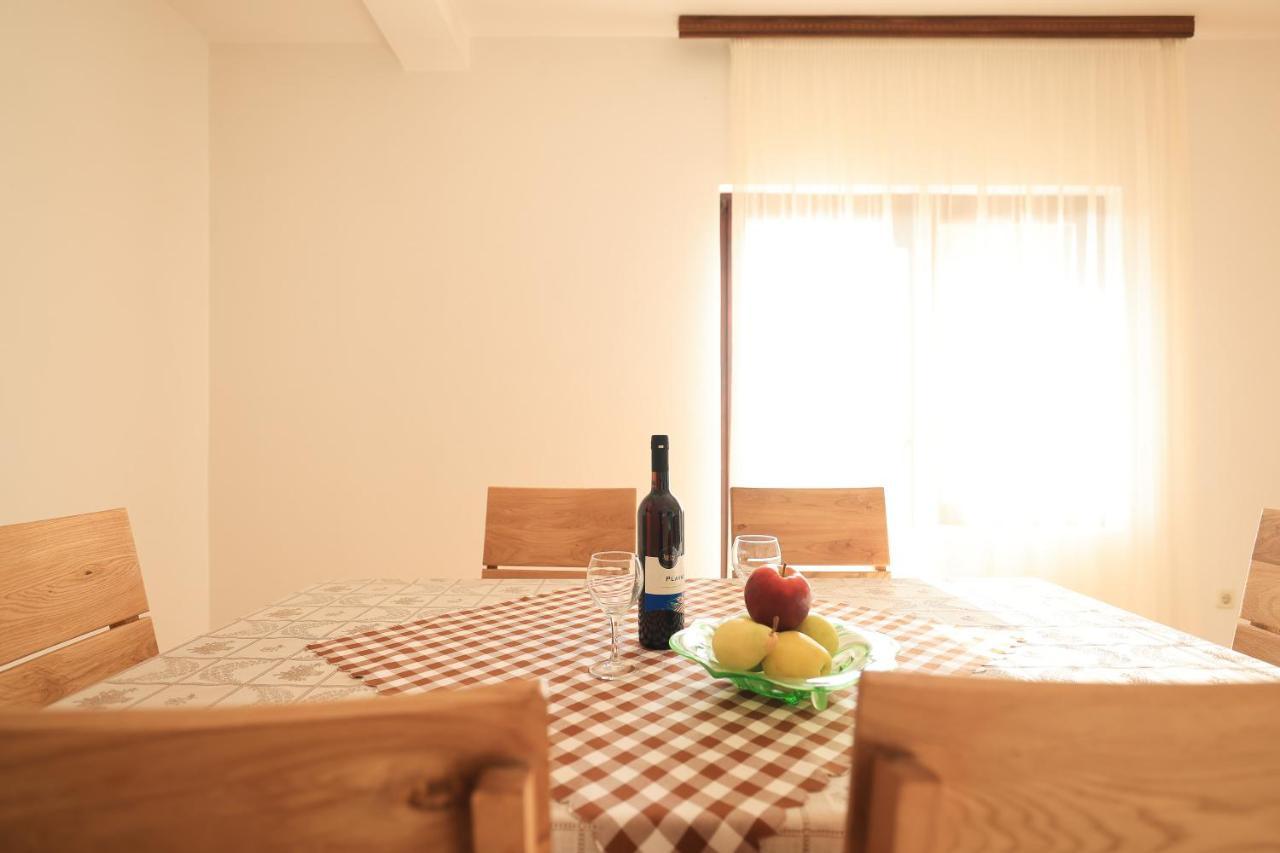 Apartments Ana Petrčane Extérieur photo